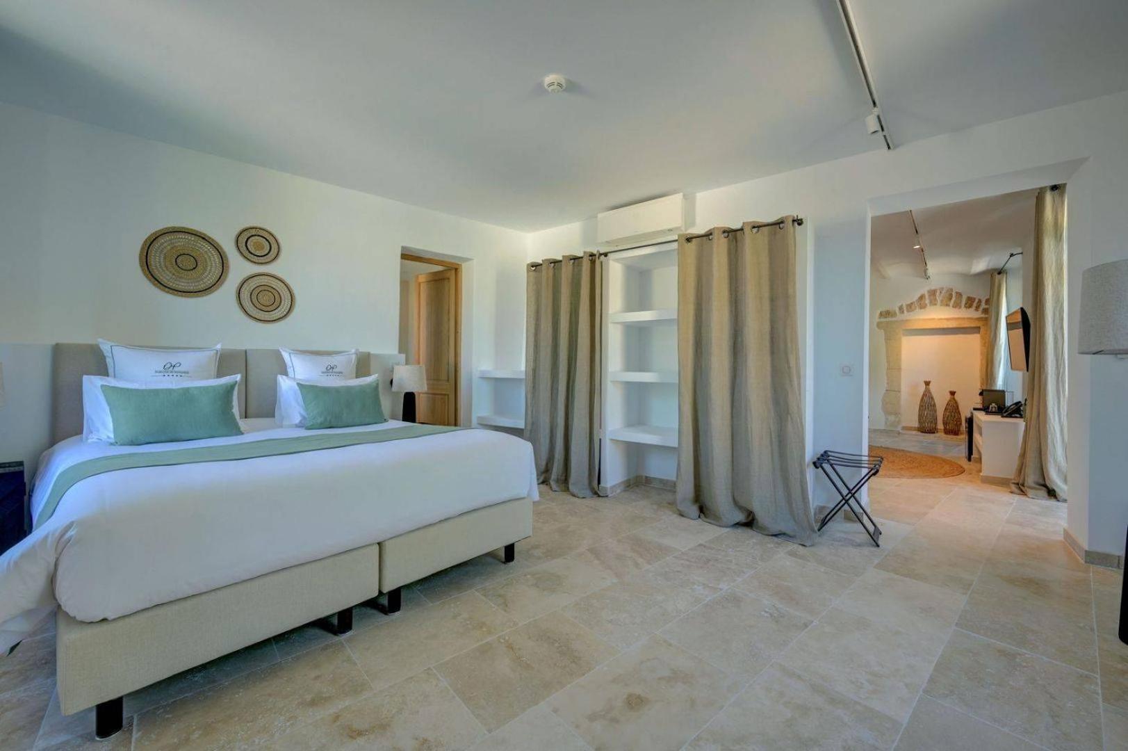 Domaine De Privadiere & Spa Юзес Экстерьер фото